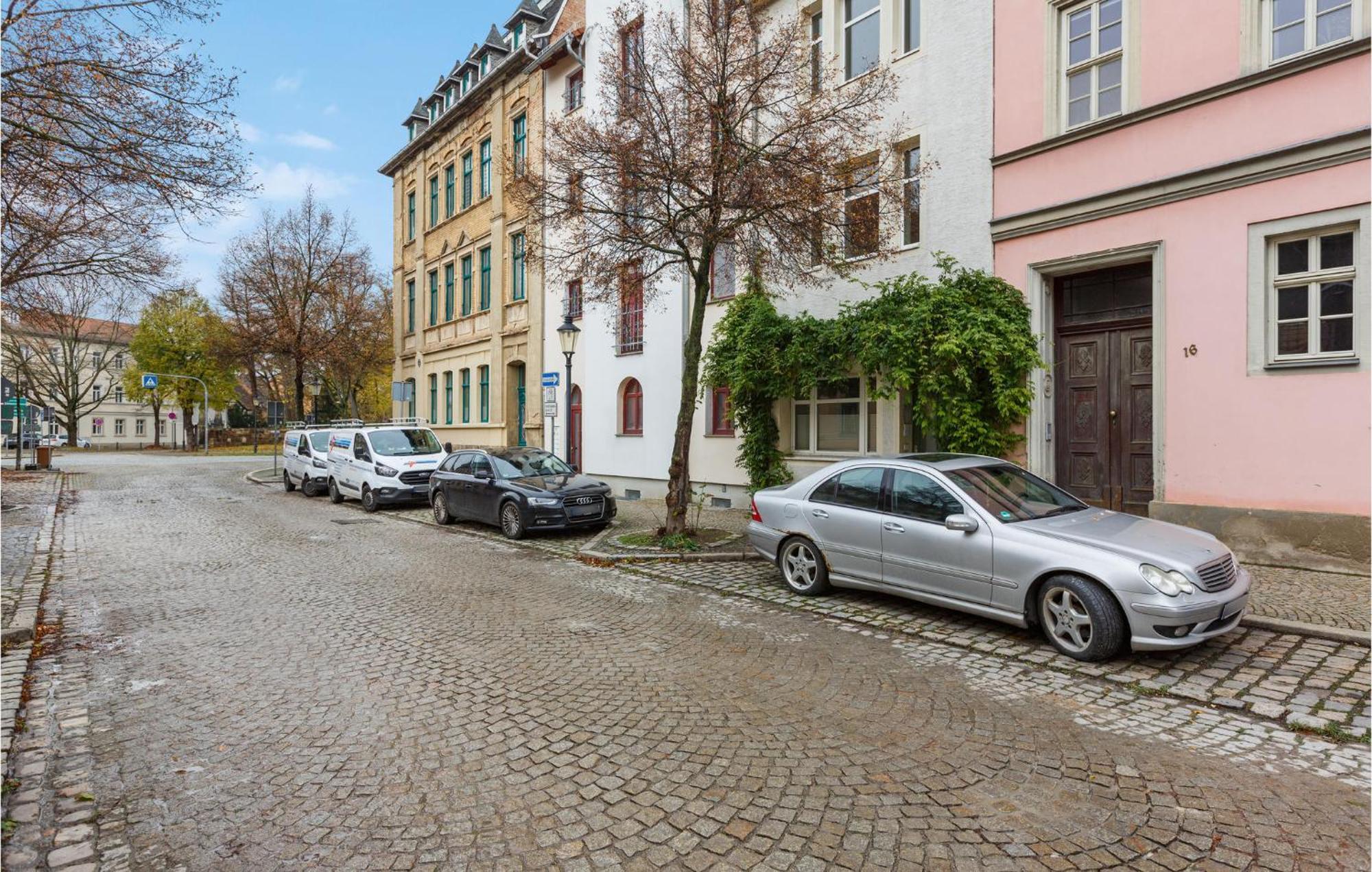Pet Friendly Apartment In Naumburg With Kitchen Bagian luar foto